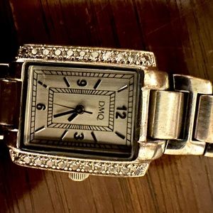 Ladies, Silvertone watch